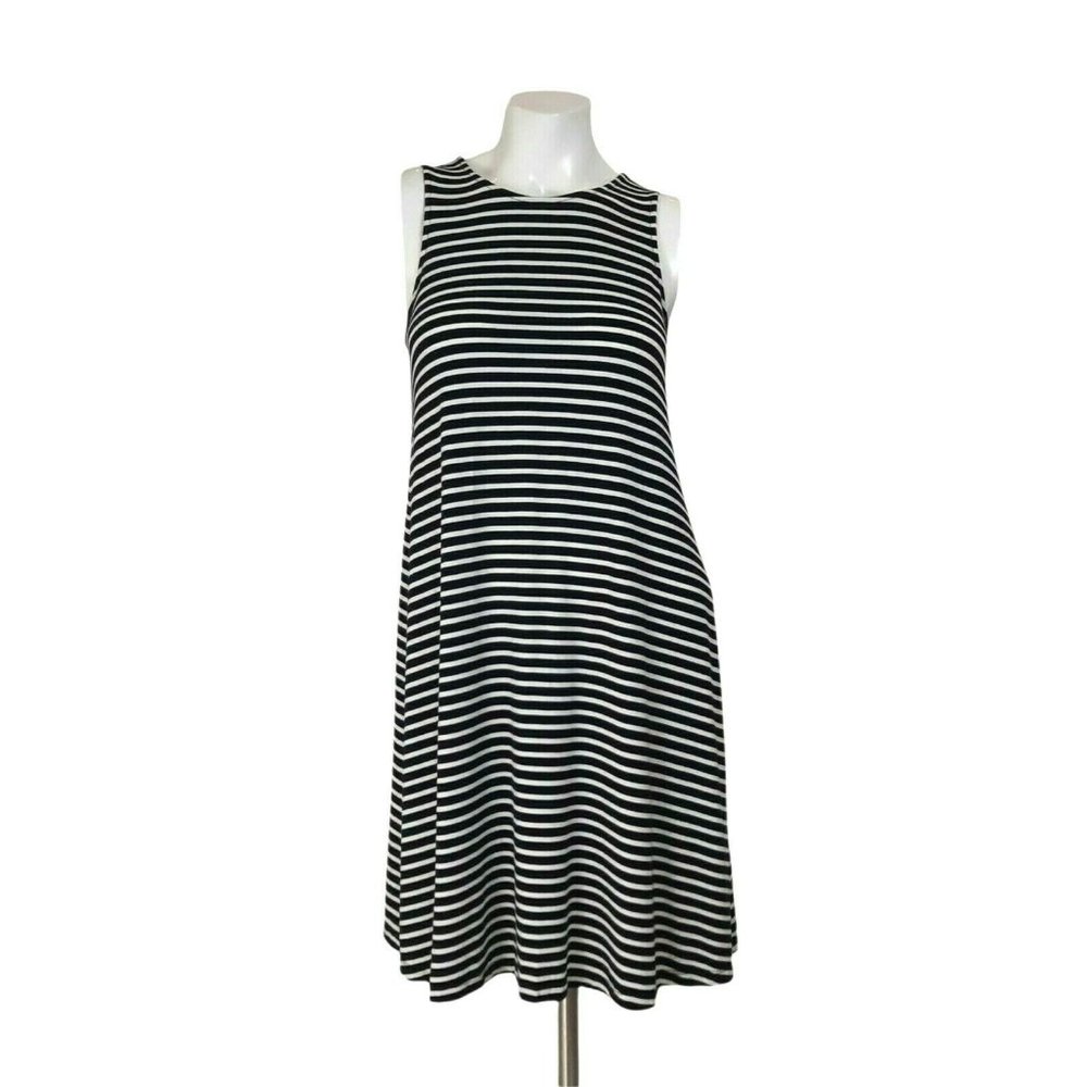 Old Navy Black & White Striped Casual Sleeveless Swing Dress
